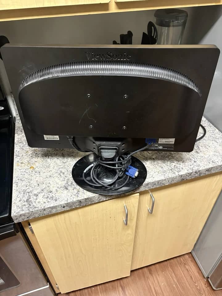 ViewSonic VA2431WM Monitors Open-Box Excellent Black