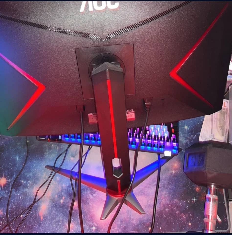 AOC C32G2ZE Monitors New Black