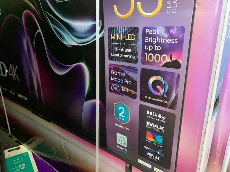 Hisense 55U7K TVs Open-Box Excellent Black