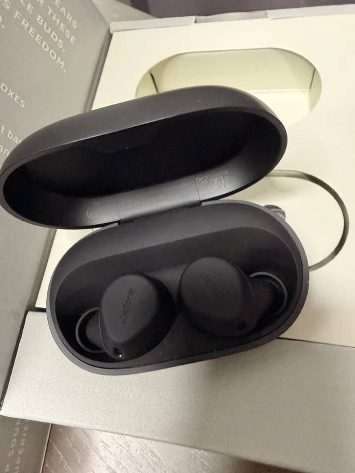 Jabra Elite 7 Pro Headphones & Earbuds New Black
