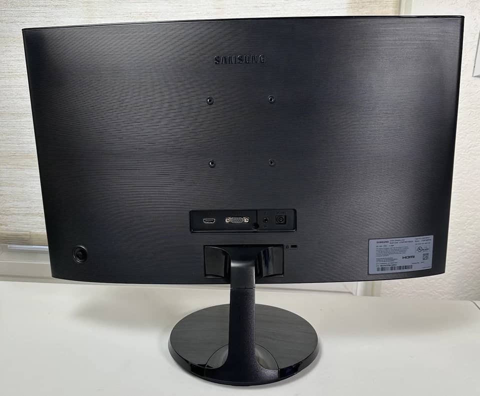 Samsung CF390 Monitors New Black