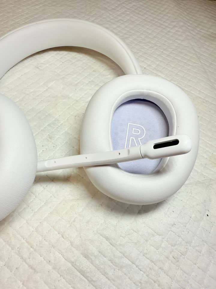Logitech G735 Headphones & Earbuds Refurbished - Excellent White