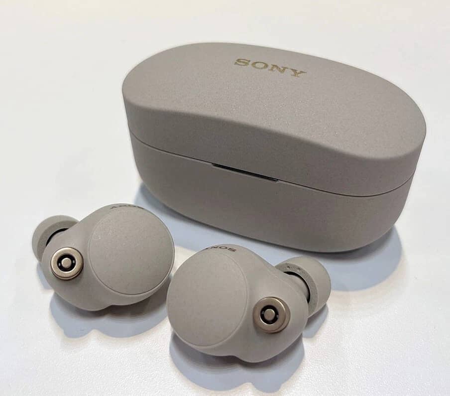 Sony WF-1000XM4 Headphones & Earbuds New White