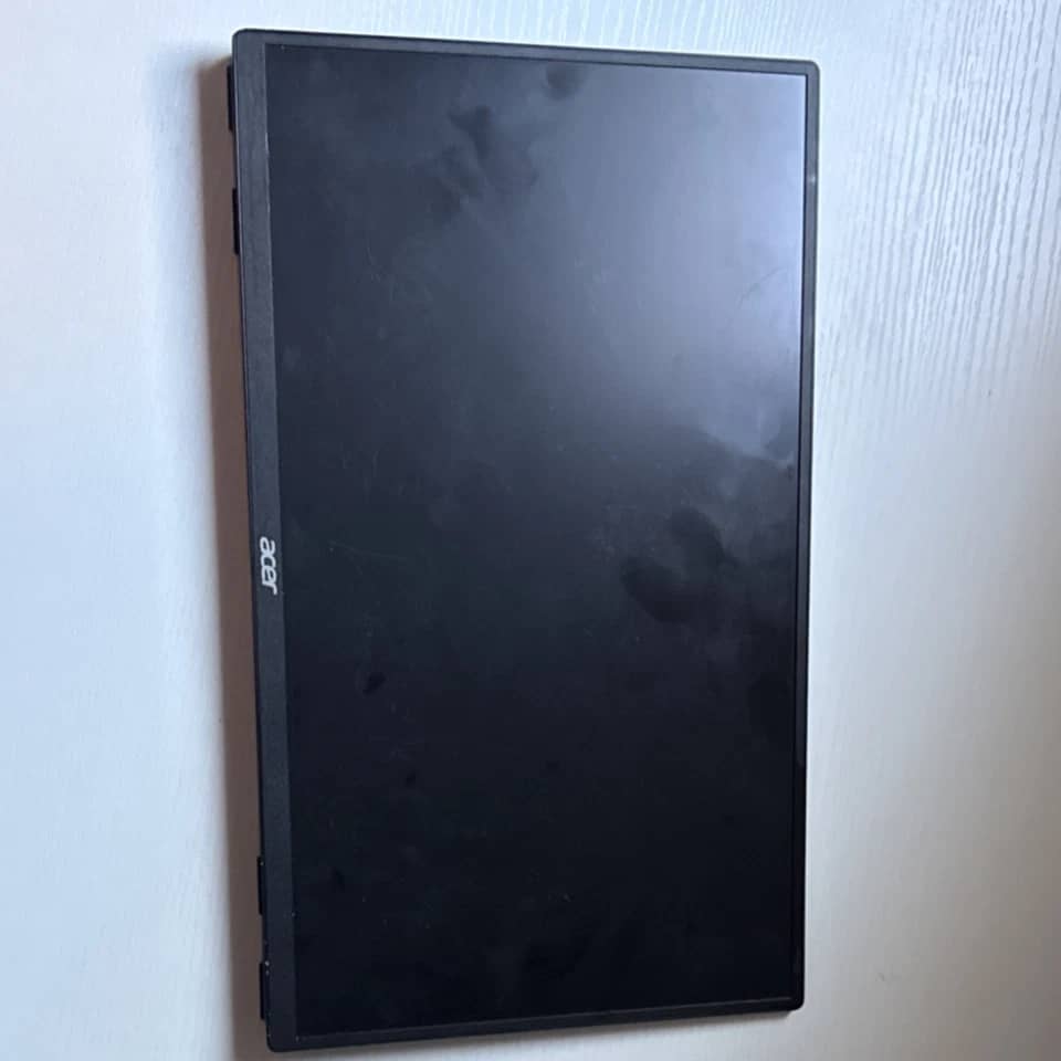 Acer PM161Q Monitors New Black