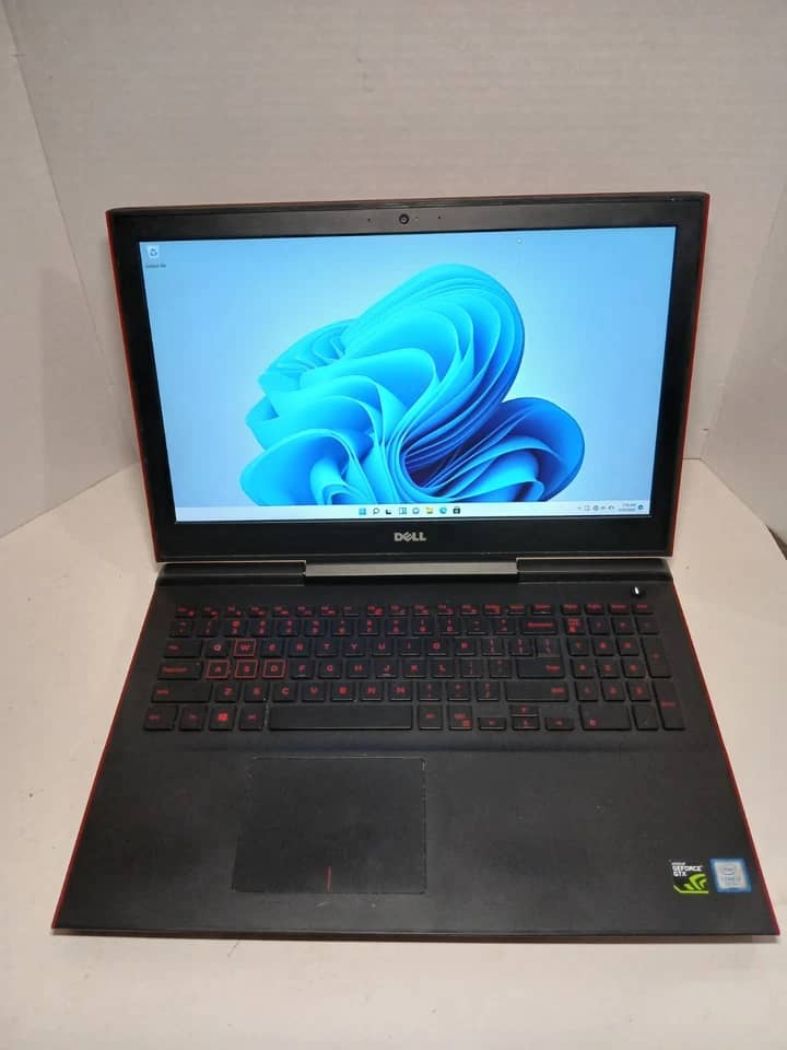 Dell Inspiron 15 7000 Computers Used - Good 256GB 16GB