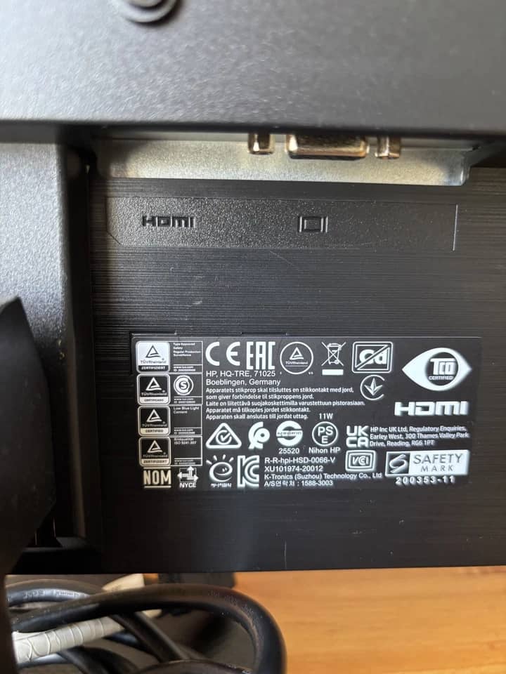 HP P24h G4 Monitors New Black