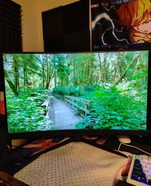 MSI Optix G27C5 Monitors Refurbished - Premium Black