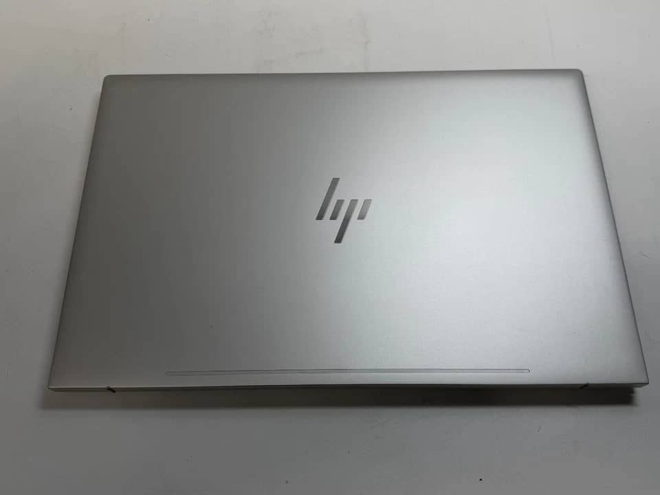 HP Envy 17 Computers New 1TB 32GB