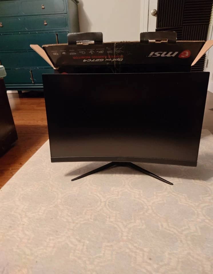 MSI Optix G27C5 Monitors Refurbished - Premium Black