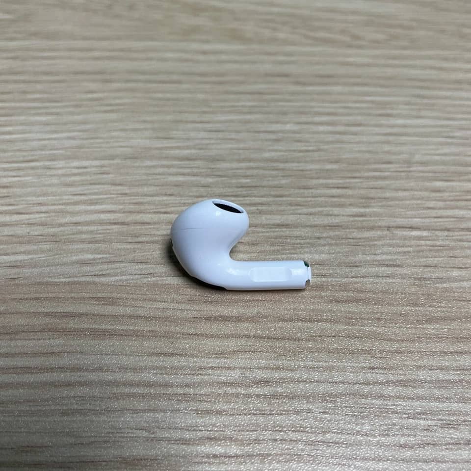 Apple AirPods 3 Headphones & Earbuds New White