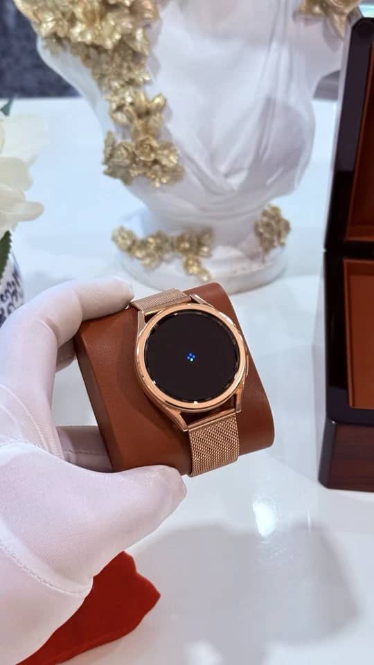 Samsung Galaxy Watch 6 Classic Smartwatches New Silver