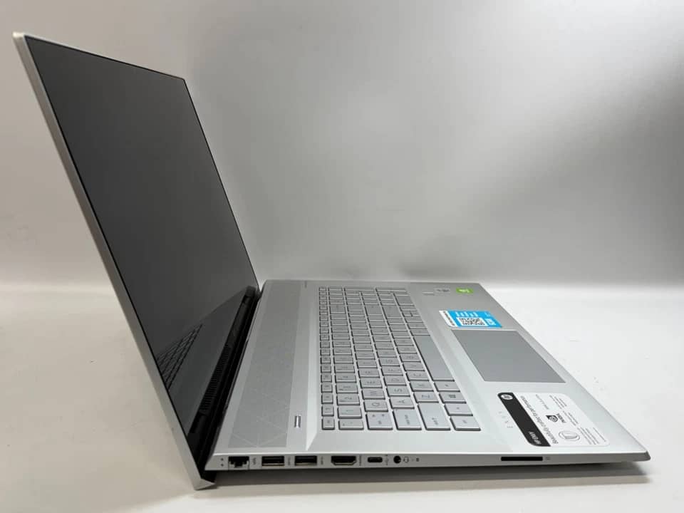 HP Envy 17 Computers New 1TB 32GB