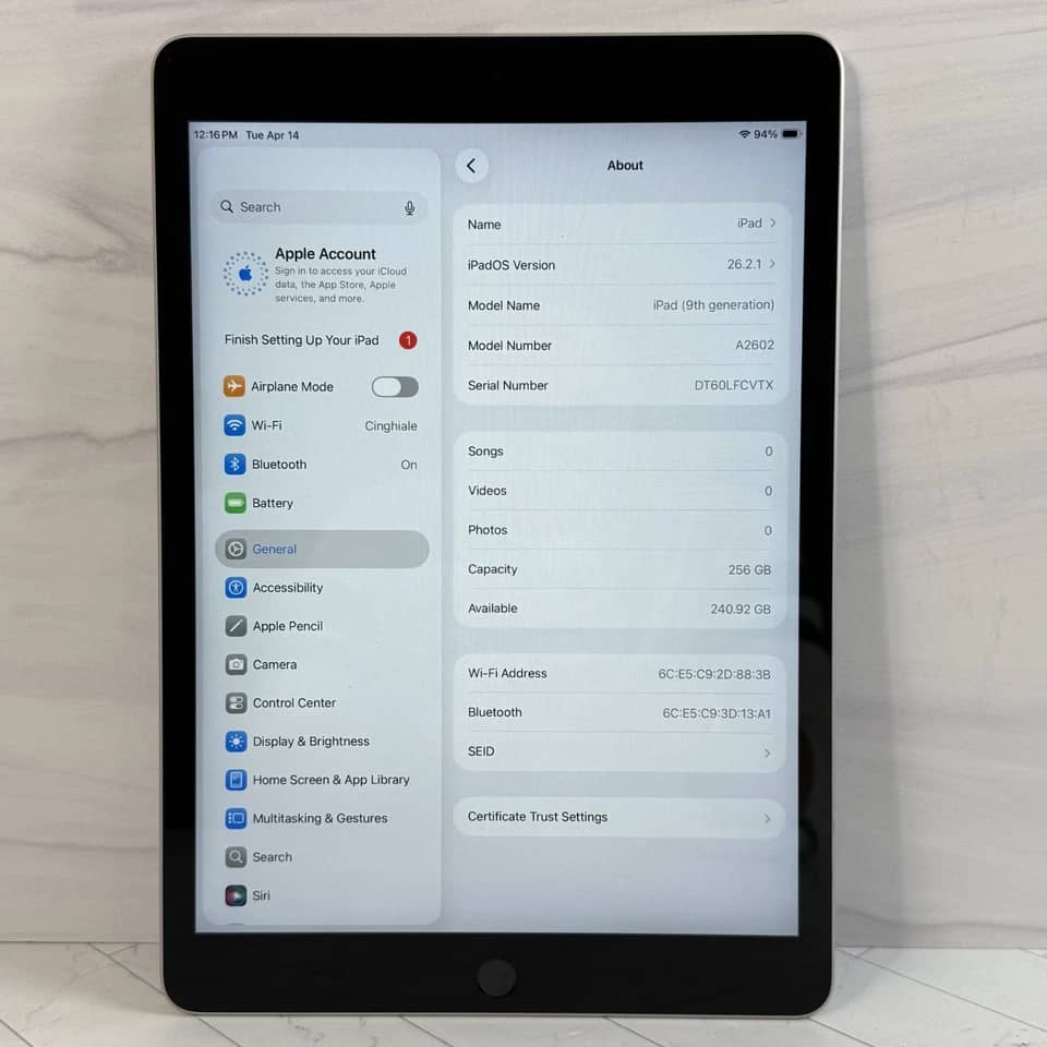 Apple iPad 9th Tablets Gray 64GB New
