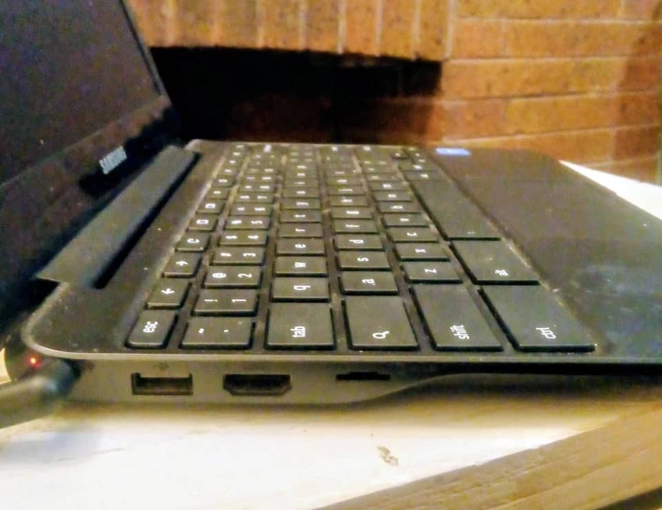 Samsung Galaxy Chromebook 3 Computers Refurbished - Excellent Unspecified 2GB