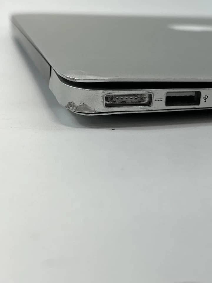 Apple MacBook Air (2015) Computers Refurbished - Excellent 128GB 4GB