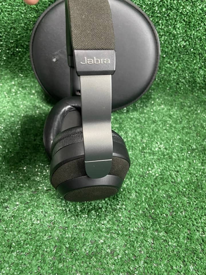 Jabra Elite 85h Headphones & Earbuds Open-Box Excellent Black
