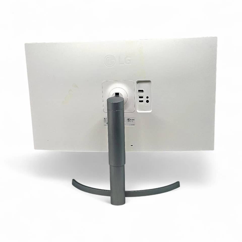 LG 32UN650K Monitors For parts or not working White