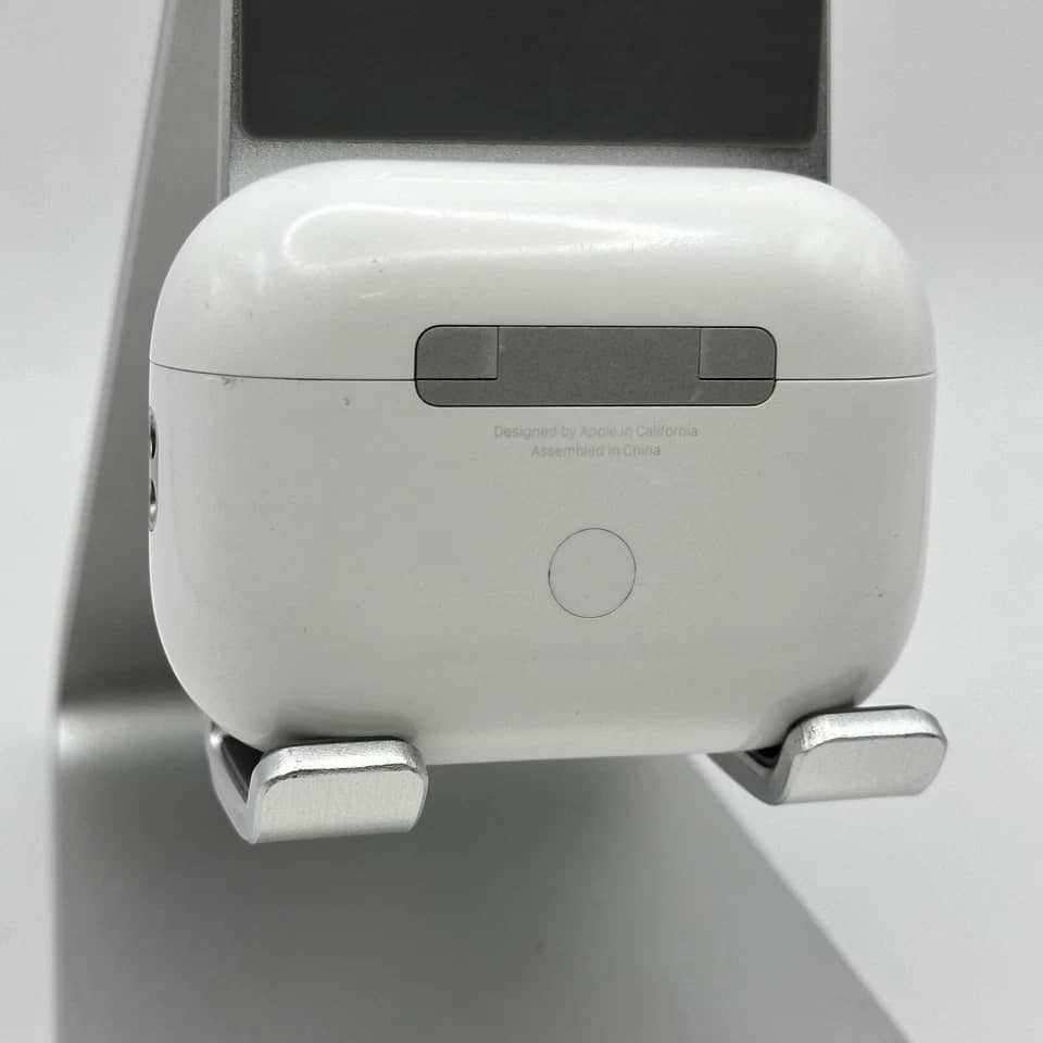Apple AirPods Pro (2nd generation) Headphones & Earbuds New White