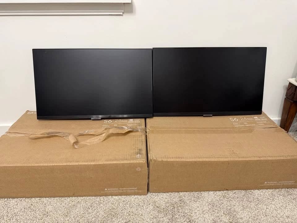 Samsung S24A600NWN Monitors Open-Box Excellent Black