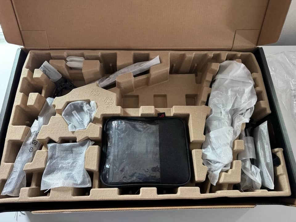 ASUS PG32UCDM Monitors New Black