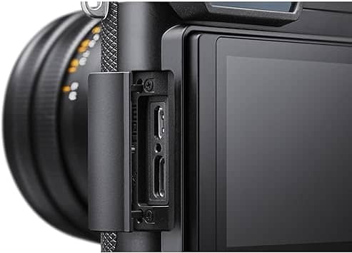 Leica Q3 Digital Cameras Black Refurbished - Excellent