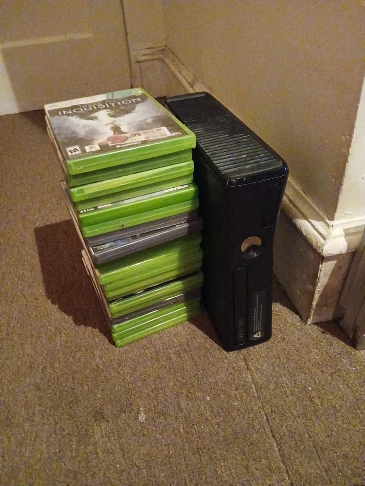 Microsoft XBOX 360 E Video Game Consoles New Black
