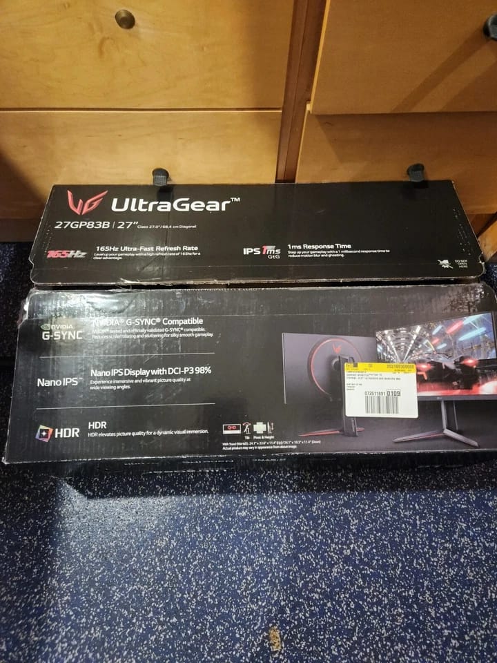 LG 27GP83 Monitors Open-Box Excellent Black