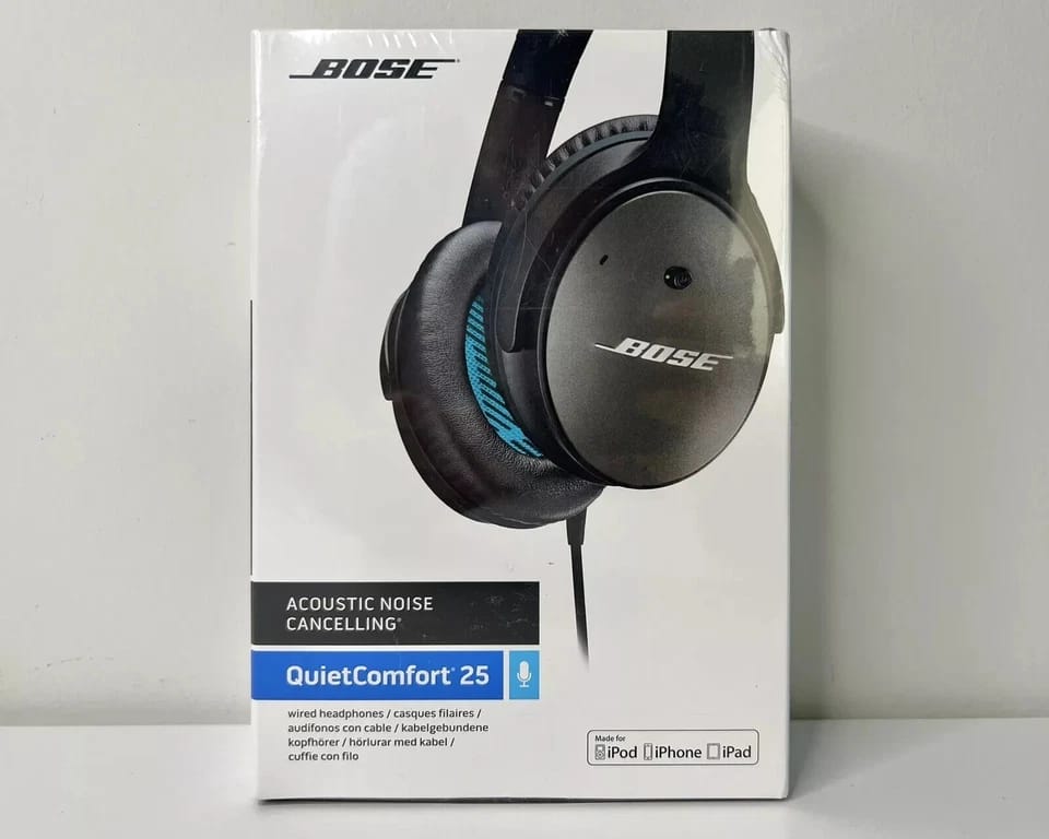Bose QuietComfort 25 Headphones & Earbuds New Black