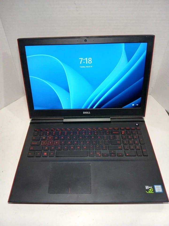 Dell Inspiron 15 7000 Computers Used - Good 256GB 16GB