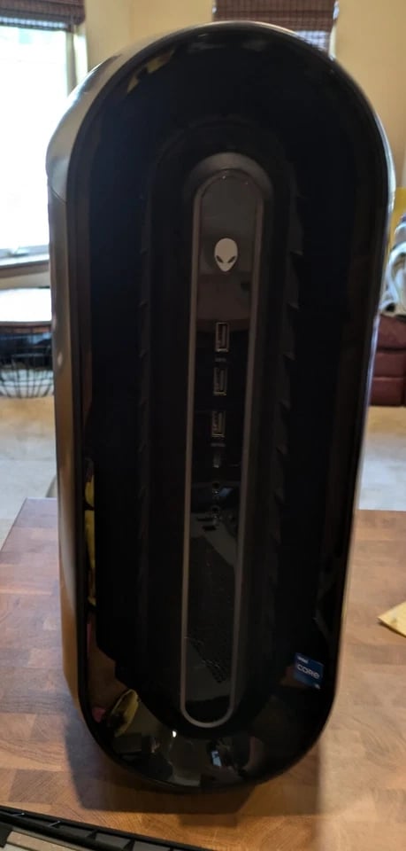 Dell Alienware Aurora R12 Computers