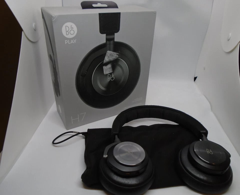 Bang & Olufsen Beoplay H7 Headphones & Earbuds