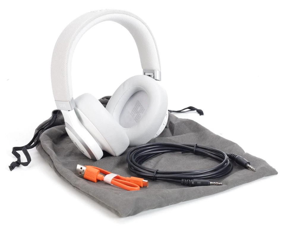 JBL JBLLIVE770NCBLKAM Headphones & Earbuds