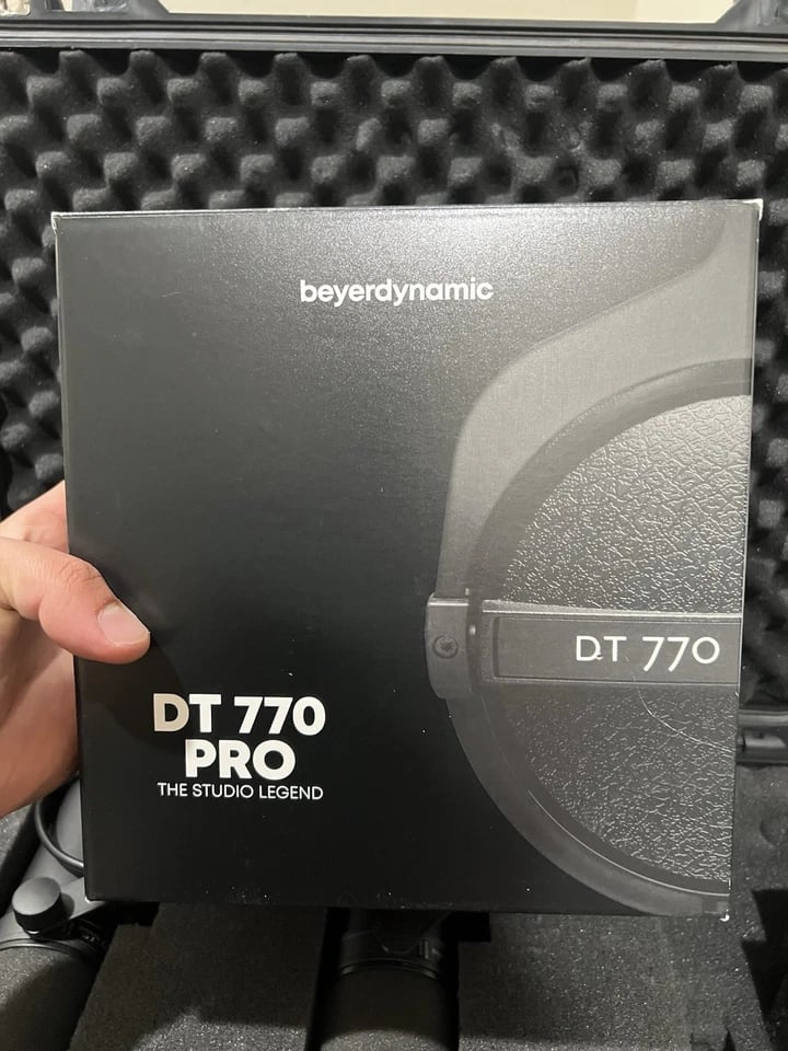 Beyerdynamic beyerdynamic DT 700 PRO X Headphones & Earbuds
