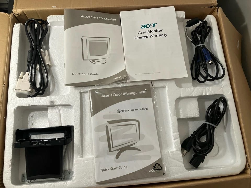Acer AL1716B Monitors Open-Box Excellent Black