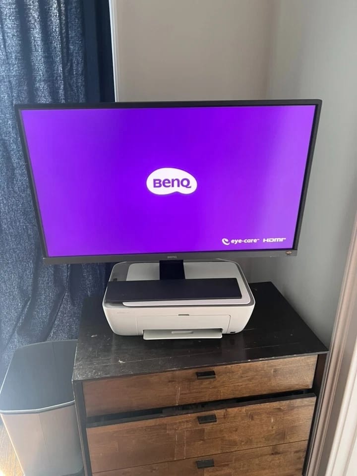 BenQ EW3270U Monitors Used - Good Black