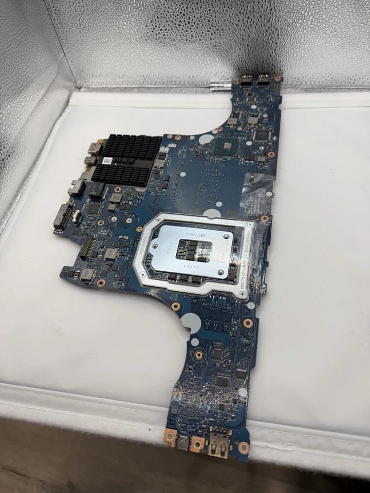 Dell Alienware m16 R2 Computers Open-Box Excellent 1TB 32GB
