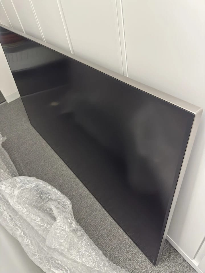 Samsung QM85N Monitors New Black